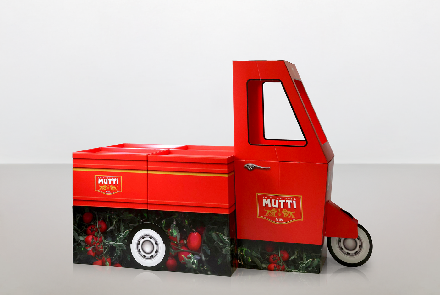 Kartonnen TukTuk - specials - Mutti - Holbox Kartonnen TukTuk - specials - Mutti - Holbox